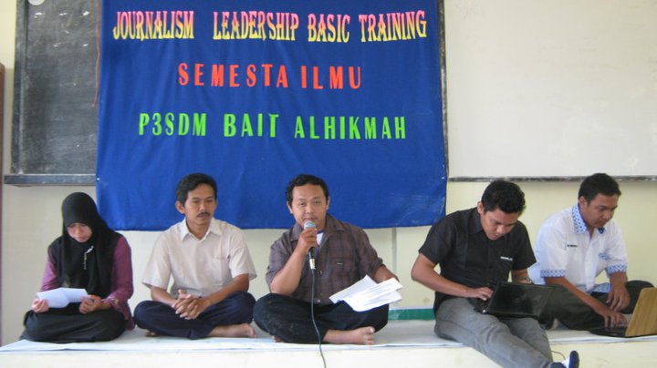 SMA Ma'arif NU Jatinegara
