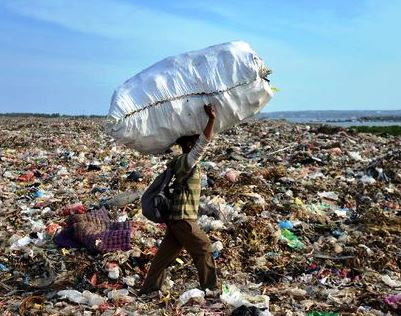 sampah dan alam