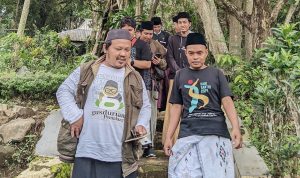 Oplus_0